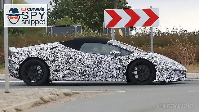 Lamborghini Huracan Spyder facelift spied with SVJ-like styling Lamborghini Huracan Spyder facelift spied with SVJ-like styling