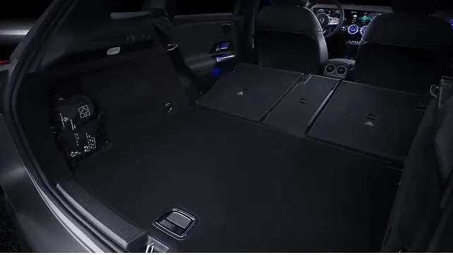 Next-generation Mercedes-Benz B-Class interiors teased ahead of Paris debut Next-generation Mercedes-Benz B-Class interiors teased ahead of Paris debut