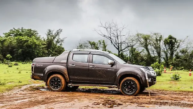Isuzu V-Cross now on sale through CSD outlets Isuzu V-Cross now on sale through CSD outlets