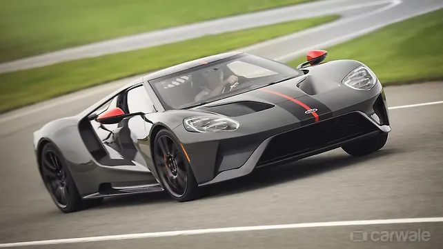 Ford GT Carbon Series weighs less and offers more go Ford GT Carbon Series weighs less and offers more go