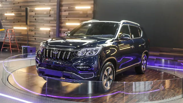 Mahindra Alturas G4 to be offered in two variants and four colours Mahindra Alturas G4 to be offered in two variants and four colours