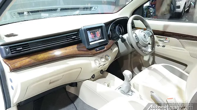 Top 5 new interior features of the new Maruti Ertiga Top 5 new interior features of the new Maruti Ertiga