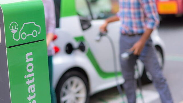 Thane plans for 100 e-charging stations, first one to be operational in Jan 2019