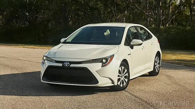 2019 Toyota Corolla Hybrid revealed 2019 Toyota Corolla Hybrid revealed