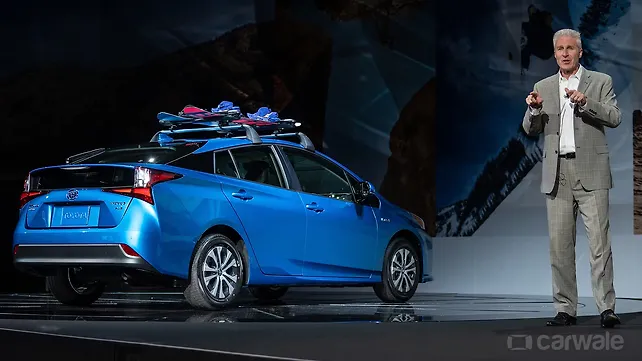 2018 Los Angeles Motor Show: New Toyota Prius gets all-wheel drive 2018 Los Angeles Motor Show: New Toyota Prius gets all-wheel drive