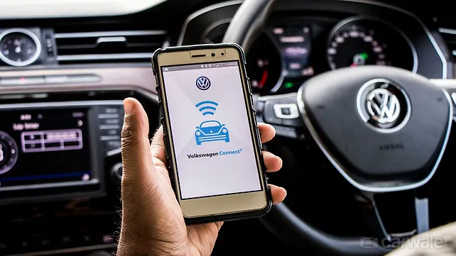 Volkswagen Connect App - One touch access on your smartphone Volkswagen Connect App - One touch access on your smartphone