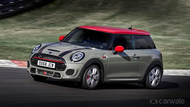 Facelifted Mini John Cooper Works hatchback revealed Facelifted Mini John Cooper Works hatchback revealed