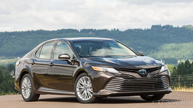 New Toyota Camry to be launched in India on 18 January