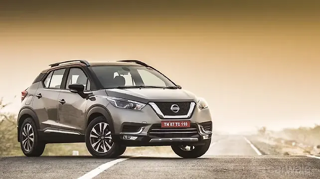 Nissan Kicks launched at Rs 9.55 lakhs Nissan Kicks launched at Rs 9.55 lakhs