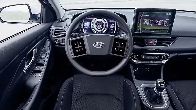 Hyundai Virtual Cockpit Concept features touchscreen for safe driving Hyundai Virtual Cockpit Concept features touchscreen for safe driving