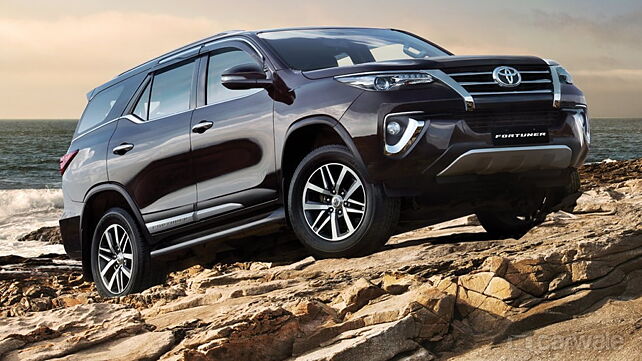 2019 Toyota Fortuner - Top 3 features
