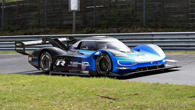 Volkswagen ID R spotted going for Ring record Volkswagen ID R spotted going for Ring record
