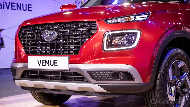 Hyundai Venue fuel efficiency revealed; Here's how it compares to its rivals Hyundai Venue fuel efficiency revealed; Here's how it compares to its rivals