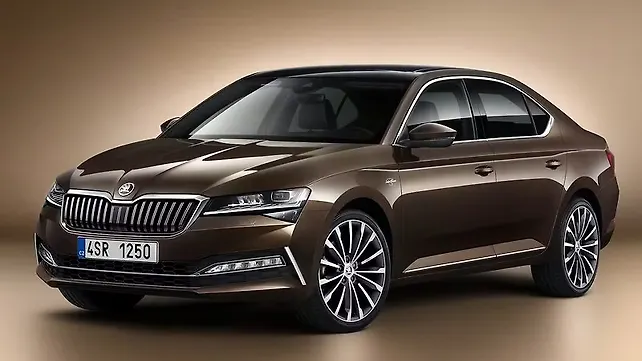 India-bound Skoda Superb facelift revealed India-bound Skoda Superb facelift revealed