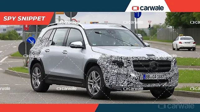 Mercedes GLB spotted testing before official unveil Mercedes GLB spotted testing before official unveil