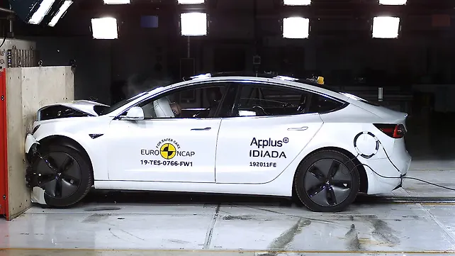 Tesla Model 3 scores 5-stars at Euro NCAP Tesla Model 3 scores 5-stars at Euro NCAP