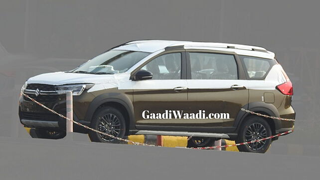 Maruti Suzuki Ertiga based XL6 spotted in new brown colour