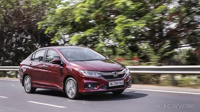 Discounts of up to Rs 4 lakhs on Honda CR-V, City and Amaze in August 2019 Discounts of up to Rs 4 lakhs on Honda CR-V, City and Amaze in August 2019