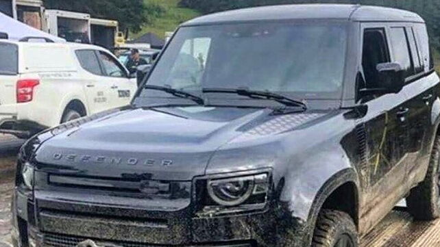 Next-gen Land Rover Defender spotted completely undisguised