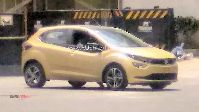 Tata Altroz spied undisguised Tata Altroz spied undisguised