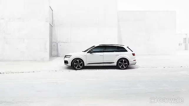 Audi Q7 Black Edition launched in India at Rs 82.15 lakhs Audi Q7 Black Edition launched in India at Rs 82.15 lakhs