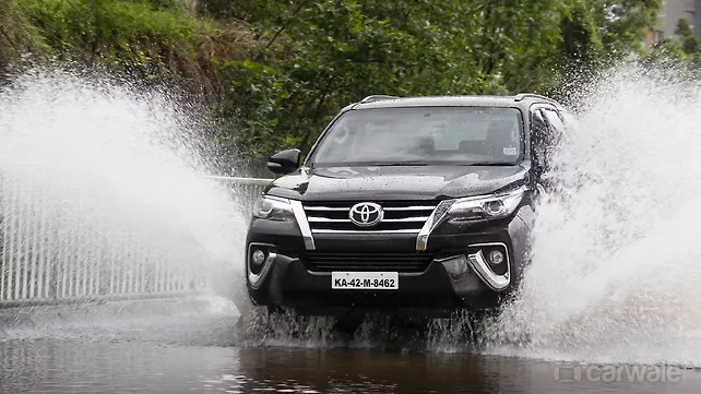Discounts of up to Rs 1.70 lakhs on Toyota Corolla Altis, Innova Crysta and Fortuner Discounts of up to Rs 1.70 lakhs on Toyota Corolla Altis, Innova Crysta and Fortuner