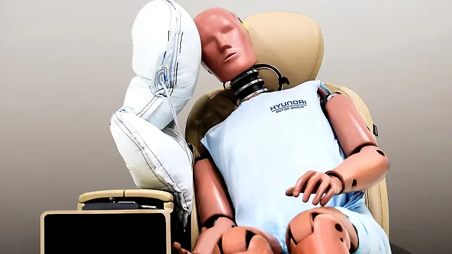 Future Hyundai cars to get centre side airbag Future Hyundai cars to get centre side airbag