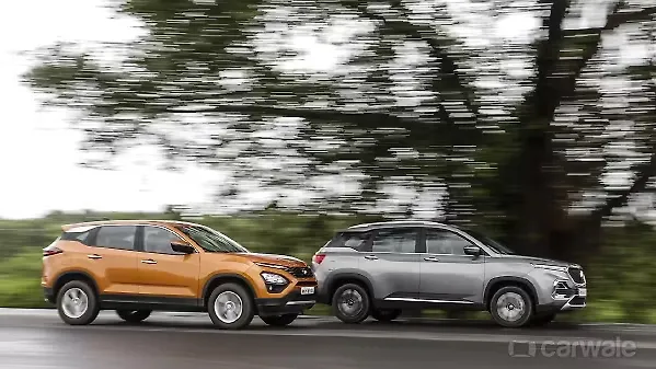 Tata Harrier Vs MG Hector diesel manual: Performance, braking and fuel efficiency compared Tata Harrier Vs MG Hector diesel manual: Performance, braking and fuel efficiency compared