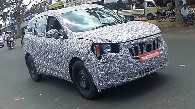 2020 Mahindra XUV500 spied testing 2020 Mahindra XUV500 spied testing