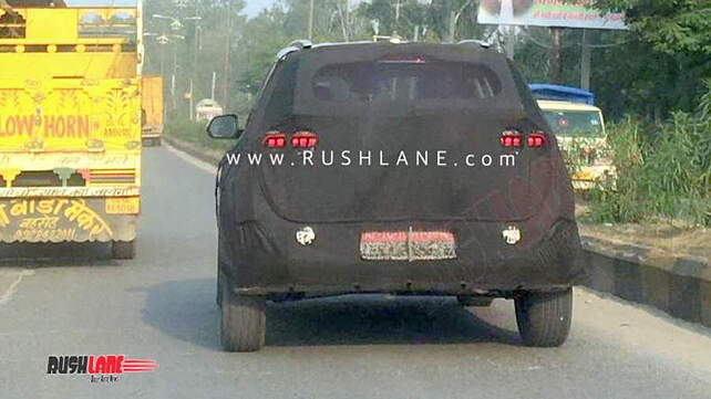 New Hyundai i20 Active spied testing ahead of its India launch