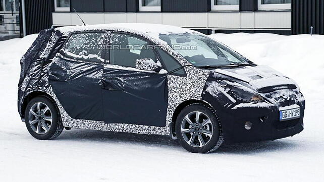 2016 Hyundai ix20 spied undergoing cold weather testing