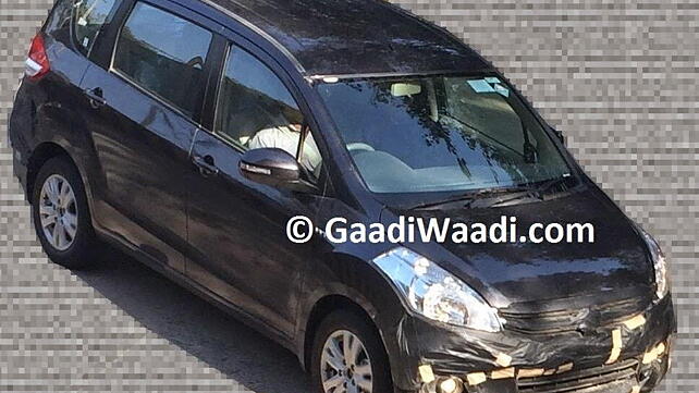 Facelifted Maruti Suzuki Ertiga spotted on test