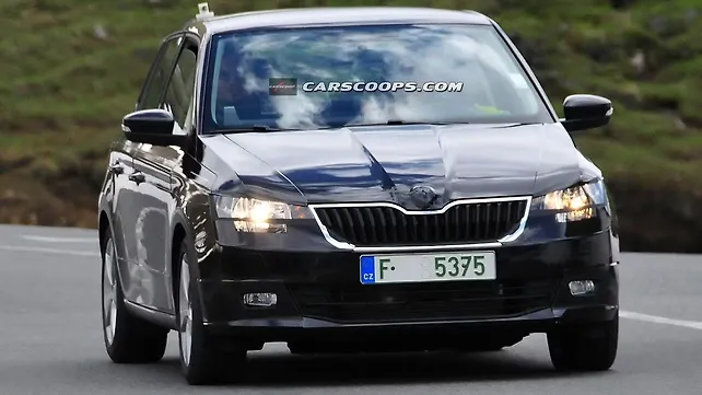 2015 Skoda Fabia spotted testing ahead of Paris Motor Show unveiling 2015 Skoda Fabia spotted testing ahead of Paris Motor Show unveiling