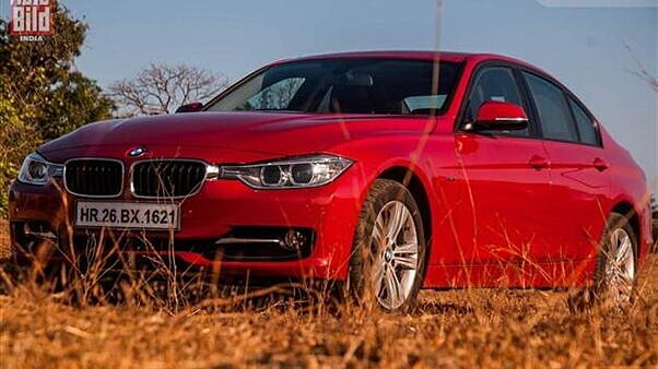 BMW 3 Series 320i variant available for Rs 29.50 lakh 