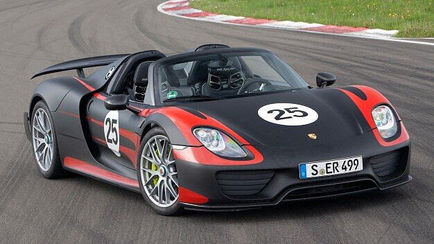 Porsche’s 918 Spyder equipped with Weissach package gives new speed estimates