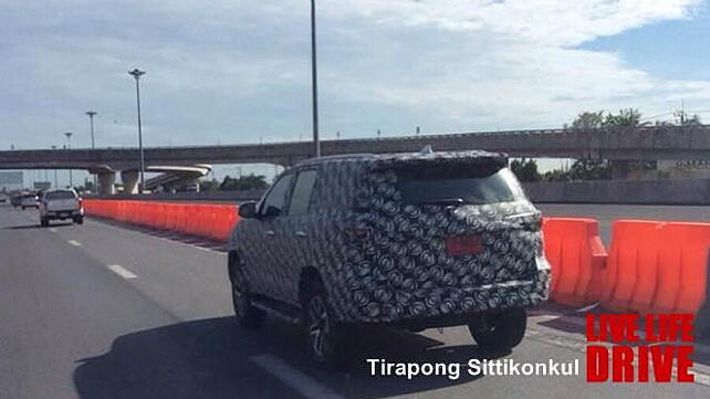 2016 Toyota Fortuner spotted testing in Thailand