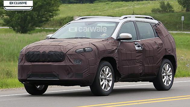 Facelifted Jeep Cherokee currently under testing