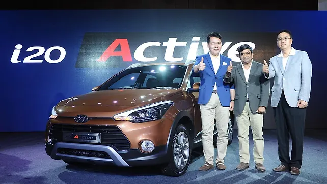 Hyundai i20 Active launched in India at Rs 6.38 lakh Hyundai i20 Active launched in India at Rs 6.38 lakh