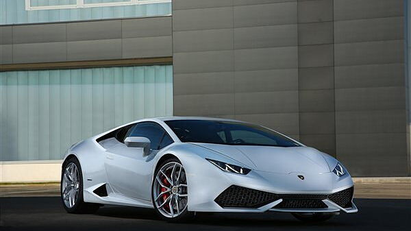 Lamborghini officially unveils the 2015 Huracan LP 610-4