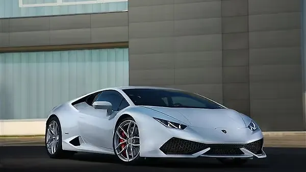 Lamborghini officially unveils the 2015 Huracan LP 610-4 Lamborghini officially unveils the 2015 Huracan LP 610-4
