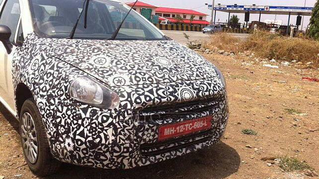 Fiat Punto facelift spotted testing in Pune