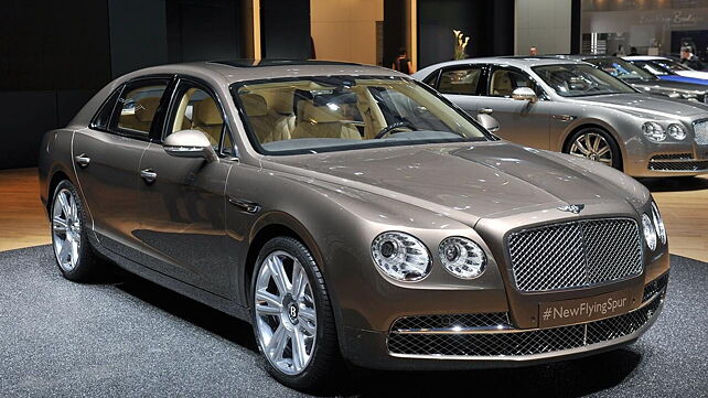 2013 Geneva Motor Show: Bentley Flying Spur unveiled