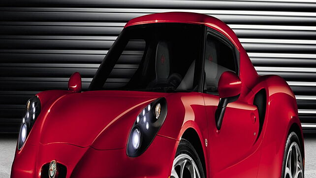 2013 Geneva Motor Show: Alfa Romeo 4C launch edition on sale