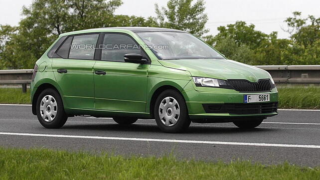 2015 Skoda Fabia spotted without camouflage