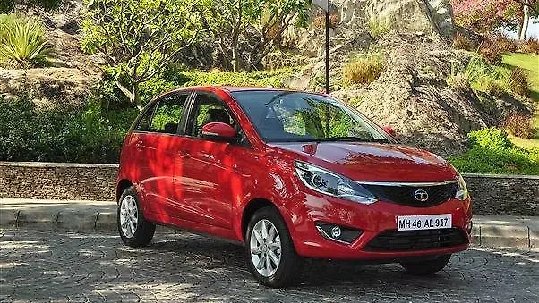Tata Bolt launched in Nepal at Rs 14.96 lakh Tata Bolt launched in Nepal at Rs 14.96 lakh