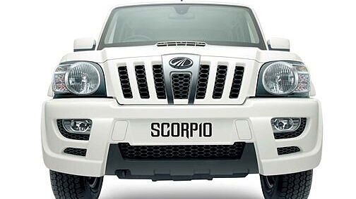 Mahindra reports a steep decline in 2013 sales