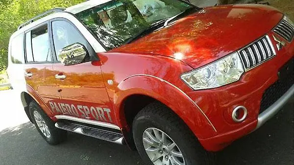 Mitsubishi Pajero Sport limited edition launched at Rs 23.99 lakh Mitsubishi Pajero Sport limited edition launched at Rs 23.99 lakh