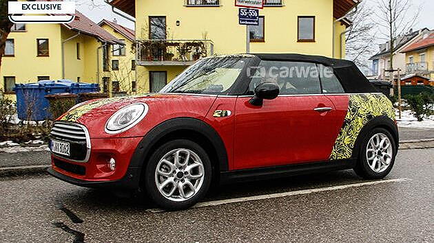 Mini Cooper Cabrio spied undisguised