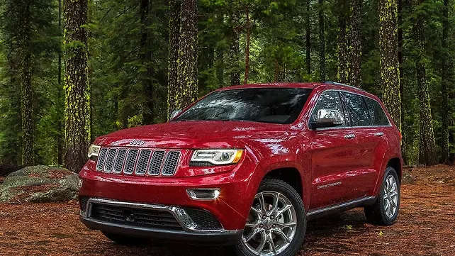 2013 and 2014 Jeep Grand Cherokee spotted testing on Indian soil 2013 and 2014 Jeep Grand Cherokee spotted testing on Indian soil