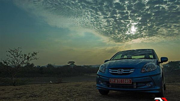 Honda Amaze clocks 22,000 bookings in two months
